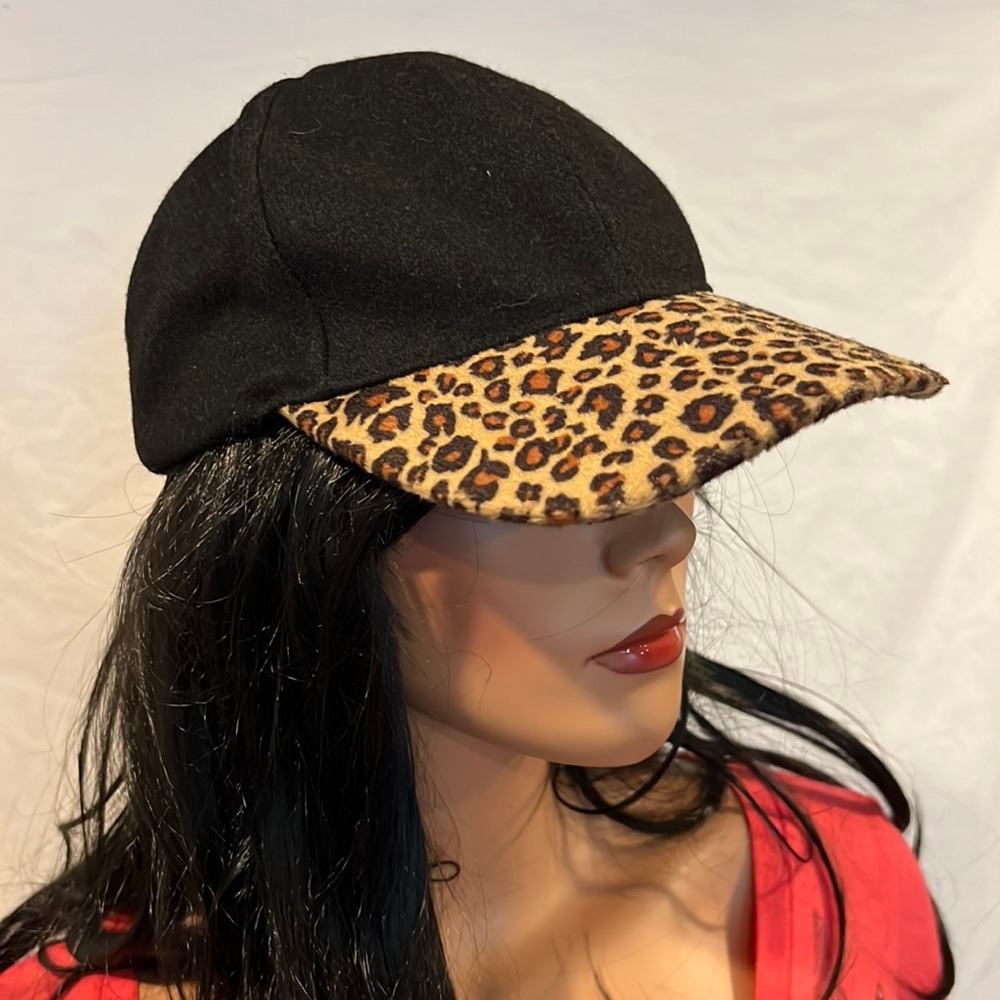 Black and leopard hat